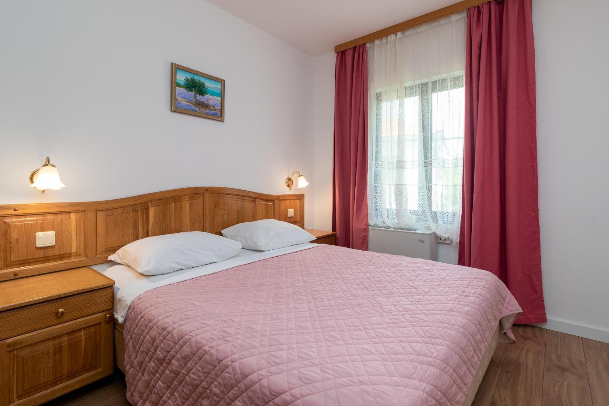 Maca Apartments & Suites Trogir Exterior photo