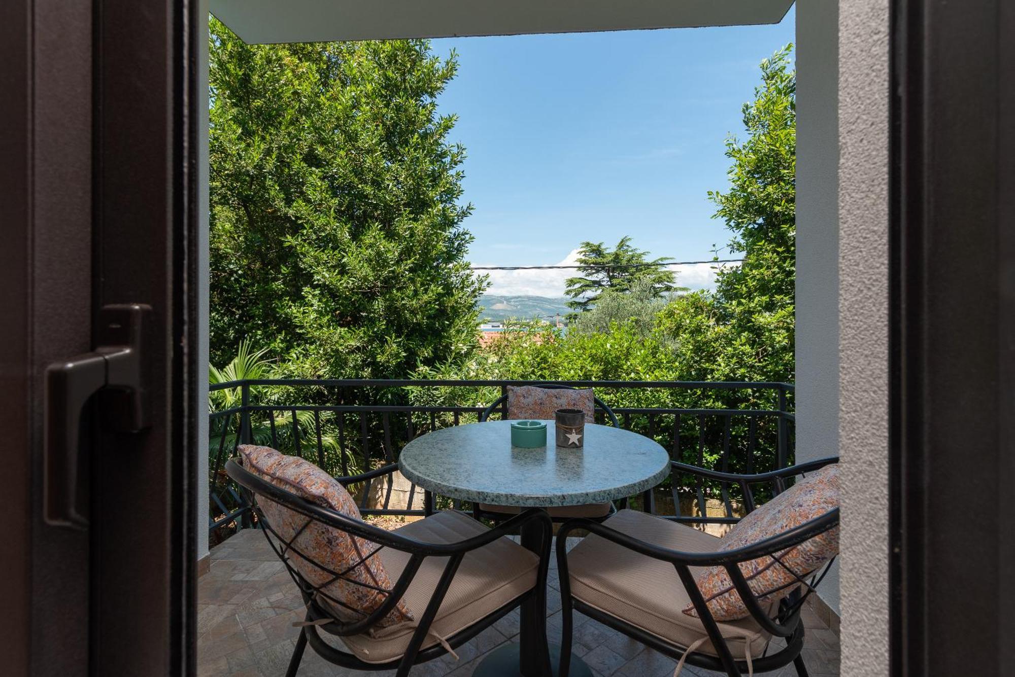 Maca Apartments & Suites Trogir Exterior photo
