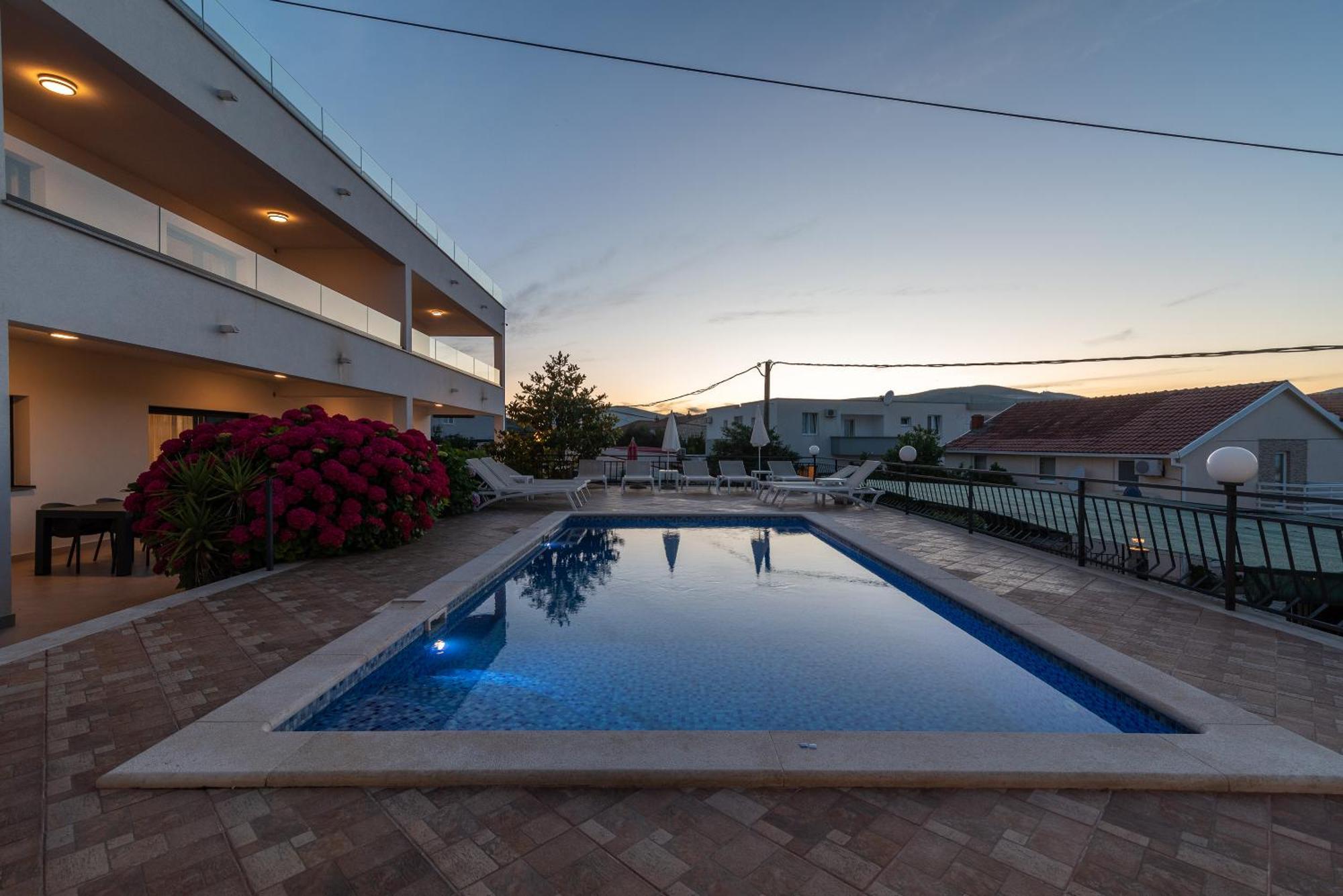 Maca Apartments & Suites Trogir Exterior photo